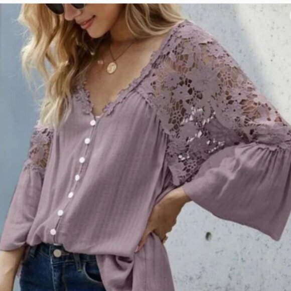 Floral Embroidered Crochet Lace Button‎ Down top - Picture 7 of 8